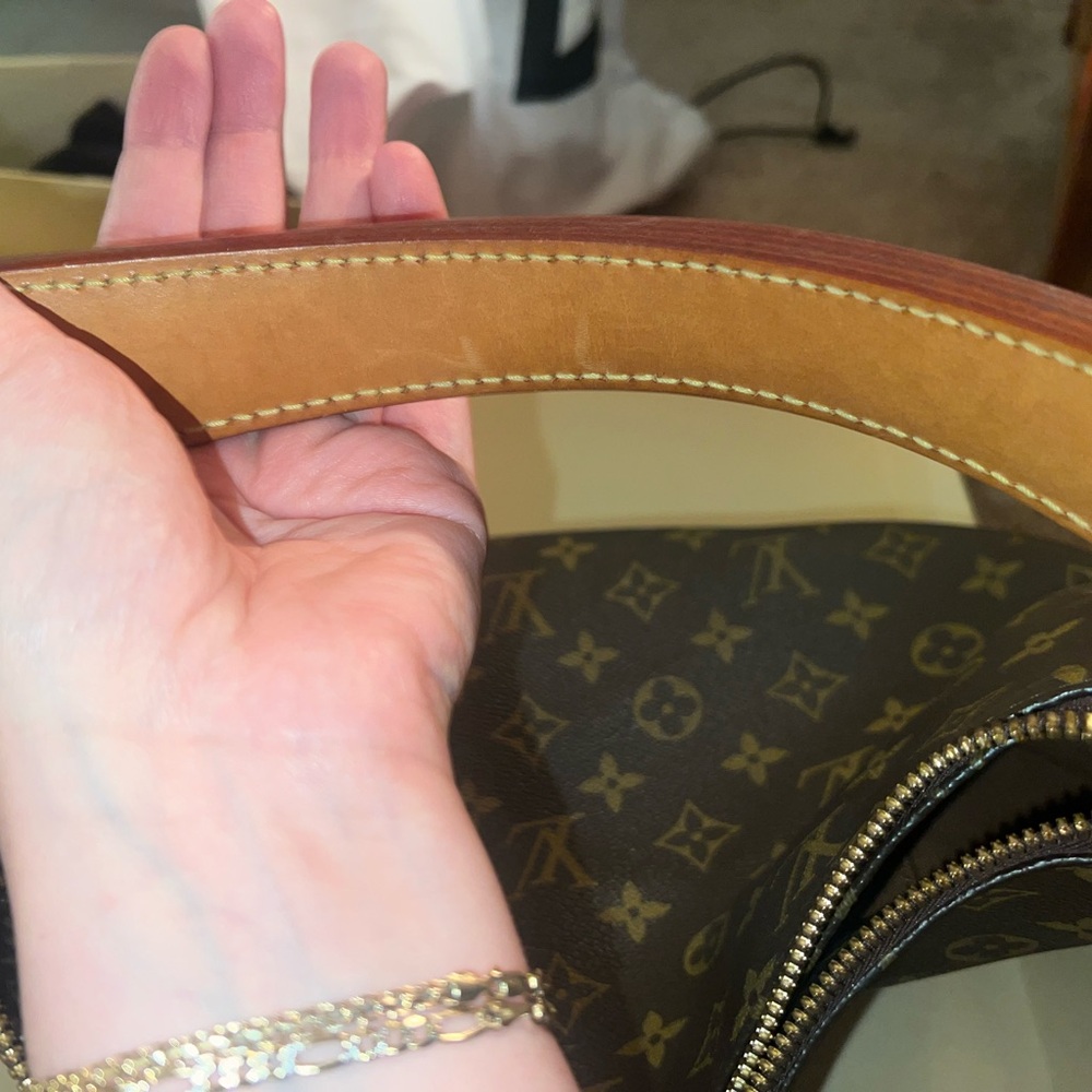 Pre-loved Authentic Vintage Louis Vuitton Monogram Canvas Shoulder Bag - Picture 4 of 9